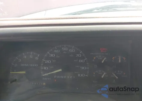 1997 Chevrolet Suburban 1500 z USA, uszkodzony, nr VIN 3GNEC16R0VG102451